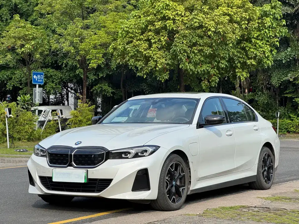 BMW i3 eDrive 40 L Shadowline Package 2023