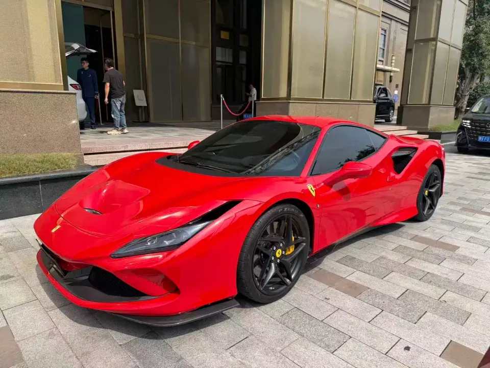 Ferrari F8 Tributo 3.9T V8 2022