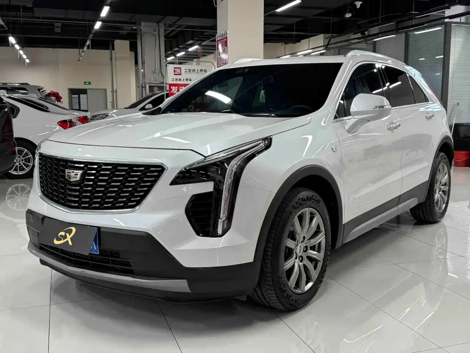 Cadillac XT4 28T FWD Leading Edition 2019