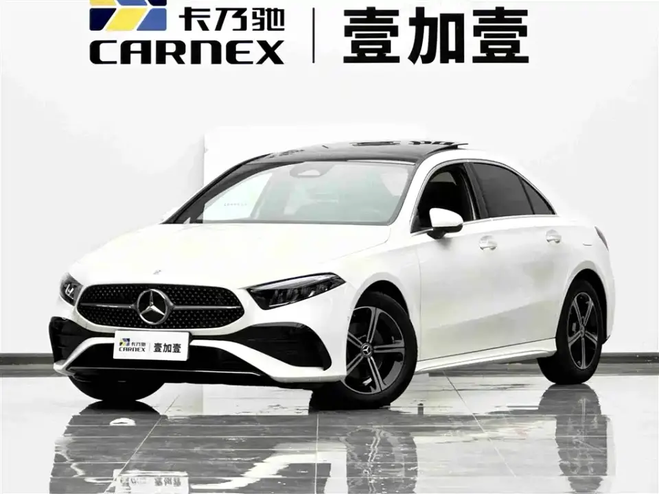 Mercedes-Benz A-Class A 200 L Fashion Edition 2024