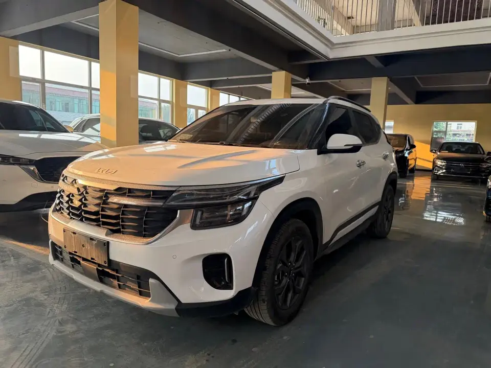 Kia Seltos 1.5L CVT Luxury Edition 2023