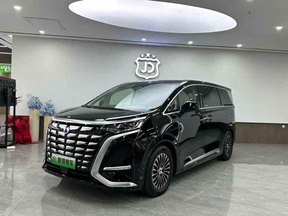 Denza D9 DM-i 970 AWD Flagship 2023