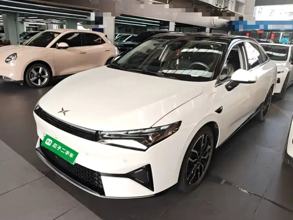 XPeng P5 Model 550E 2022