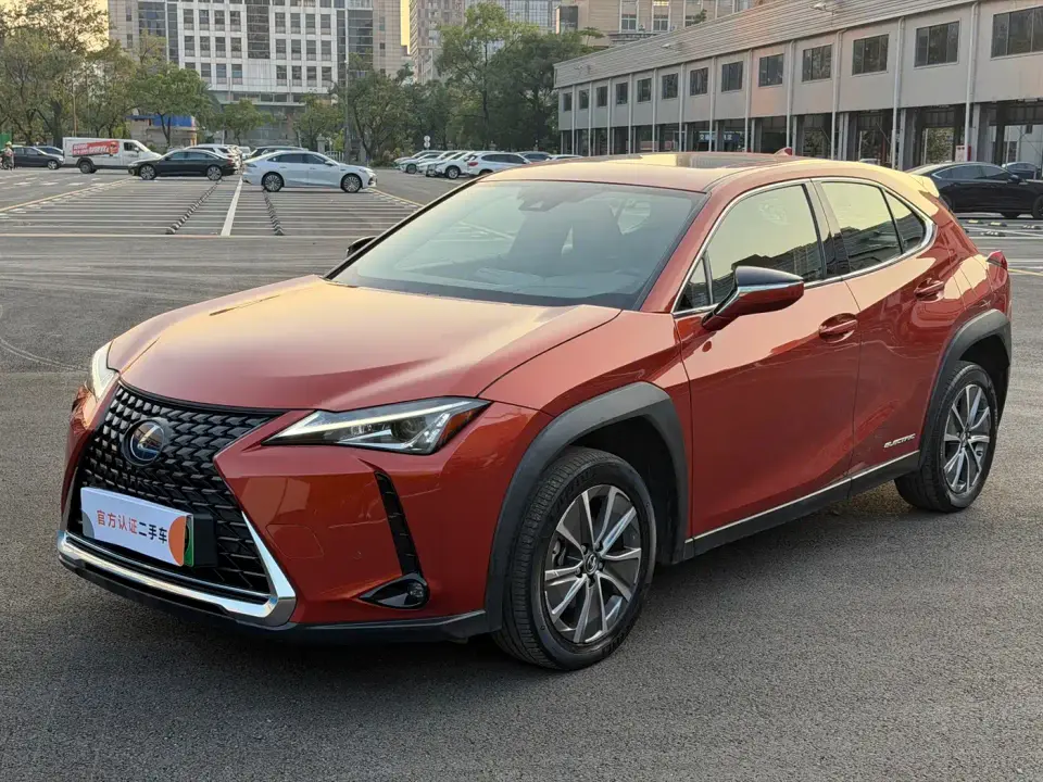 Lexus UX Electric 300e Pure Yue Edition 2022
