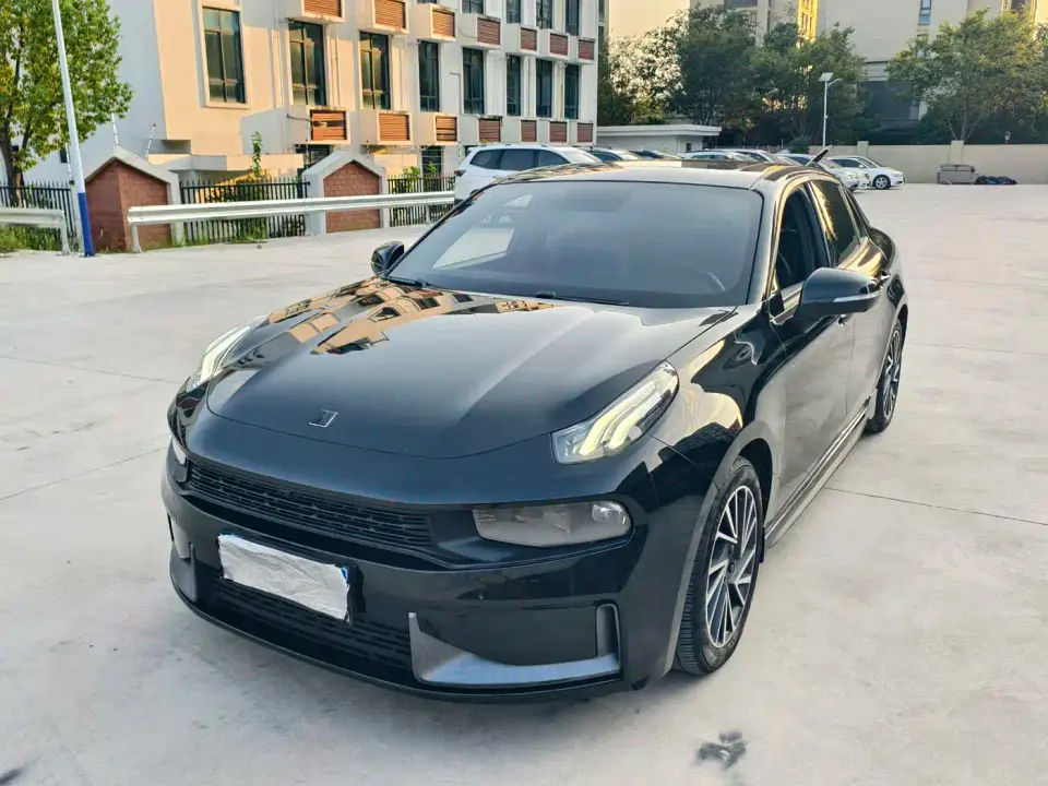 Lynk & Co 03 2.0TD Auto Jin Champion Edition 2021
