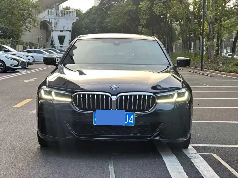 BMW 5 Series 525Li M Sport Package 2021