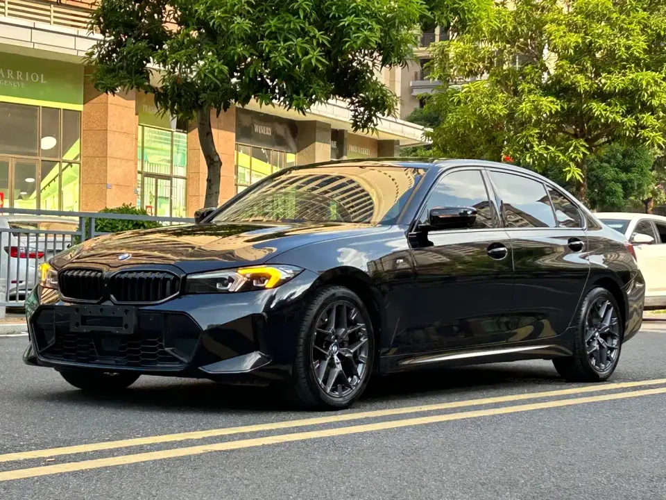 BMW 3 Series 330Li M Sport Night Edition 2025
