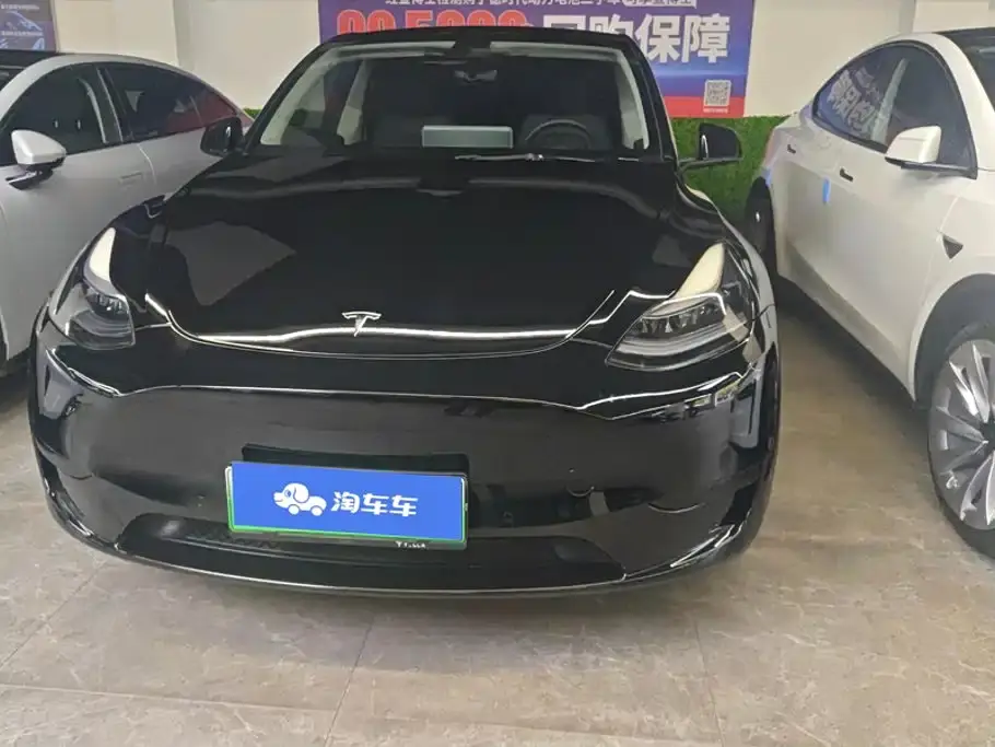 Tesla Model Y Rear-Wheel Drive Version 2023