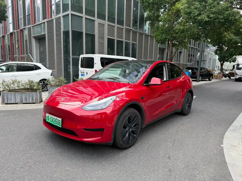 Tesla Model Y Rear-Wheel Drive Edition 2023