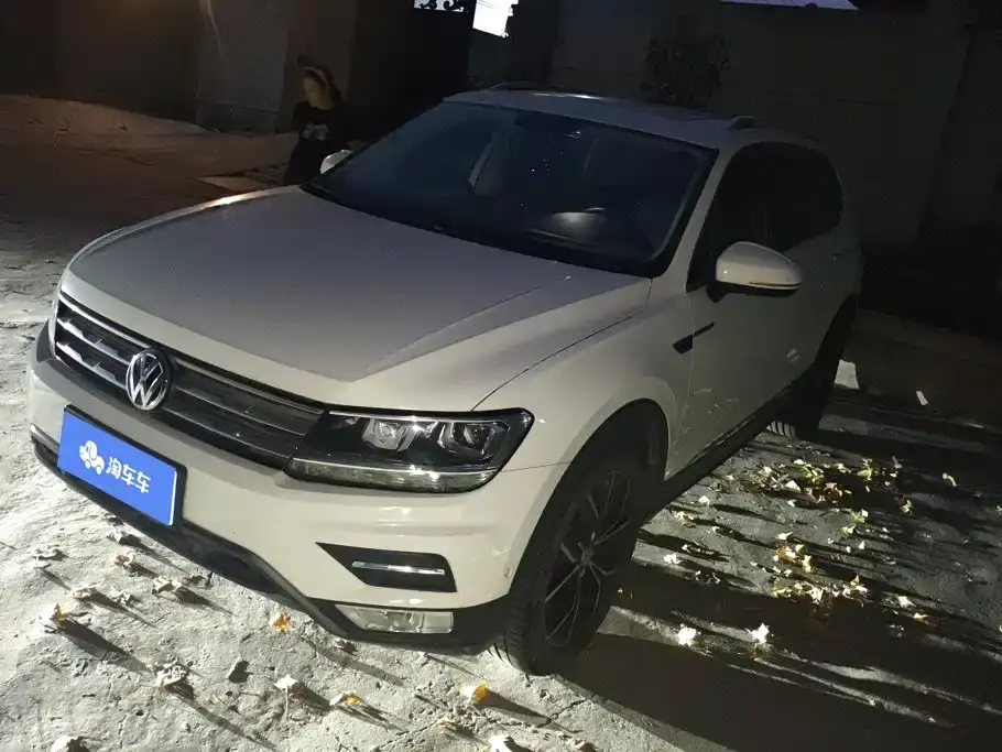 Volkswagen Tiguan L Facelift 330TSI Auto 2WD Smart Luxury China VI 2020