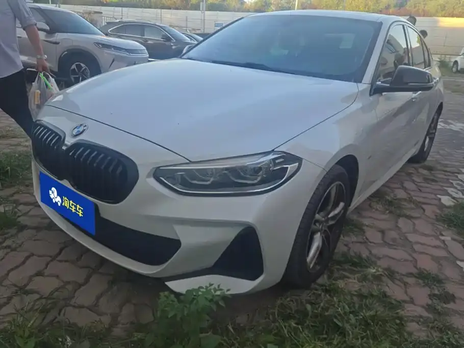 BMW 1 Series 120i M Sport Shadow Edition 2021