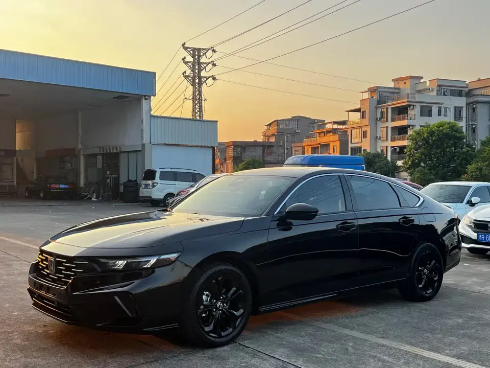 Honda Accord Sport Series 260TURBO Luxury Edition 2025