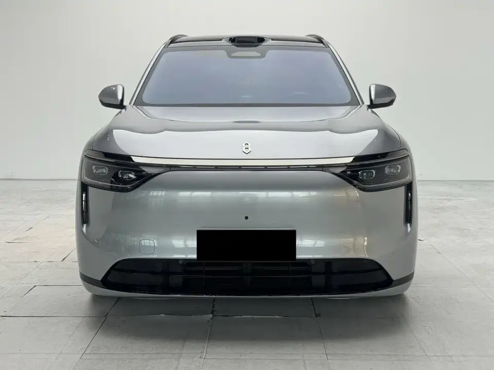 AITO Wenjie AITO M8 Model Extended Range Ultra Edition 53.4kWh 5-Seater 2025