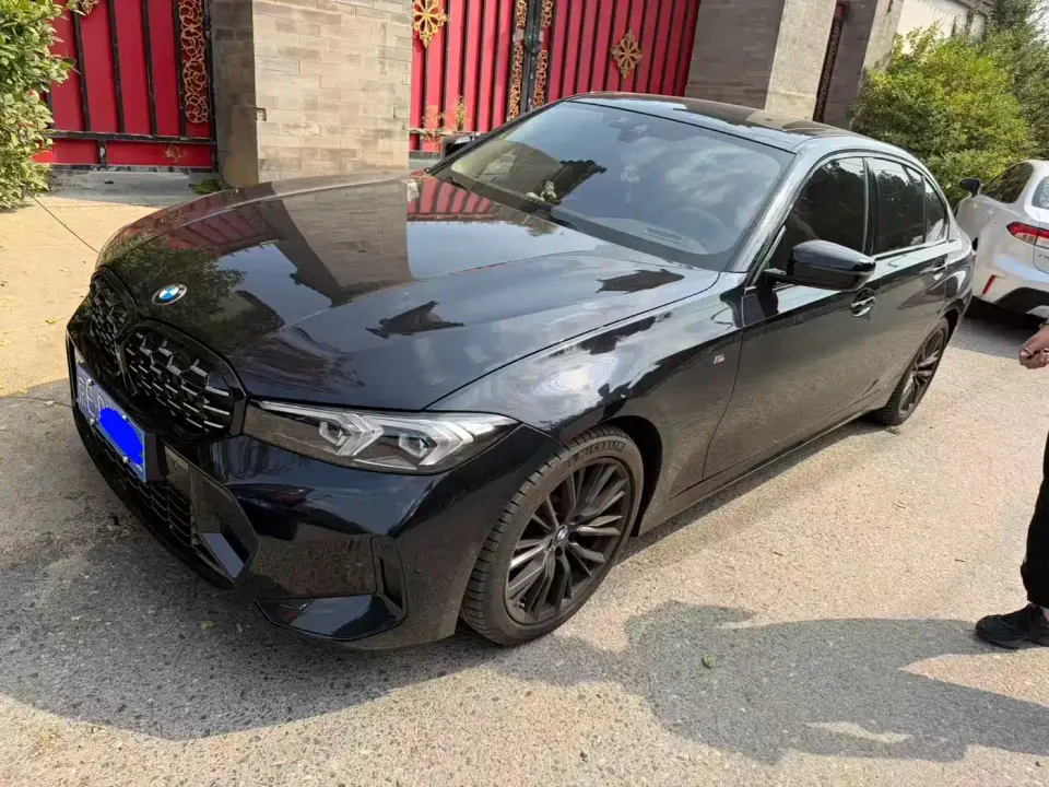 BMW 3 Series 325Li M Sport Black Night Package 2023