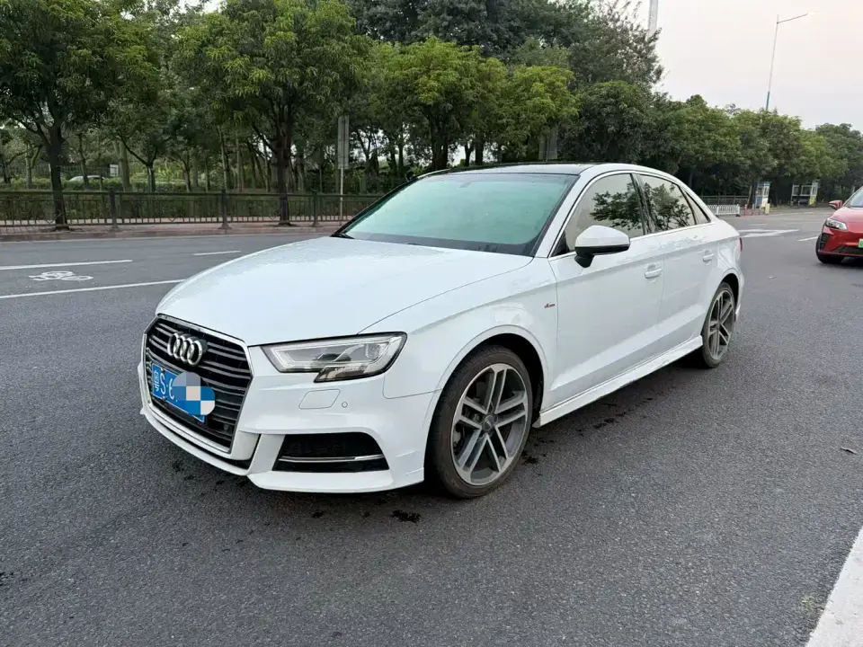 Audi A3 Limousine 40 TFSI Sport China V 2019