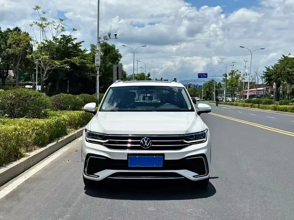 Volkswagen Tiguan L 330TSI Auto 2WD R-Line Premium Edition 2022