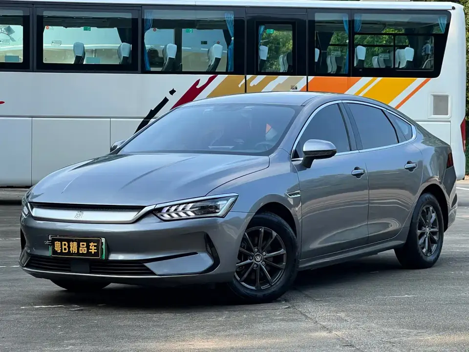 BYD Qin PLUS EV 400KM Luxury Model 2022