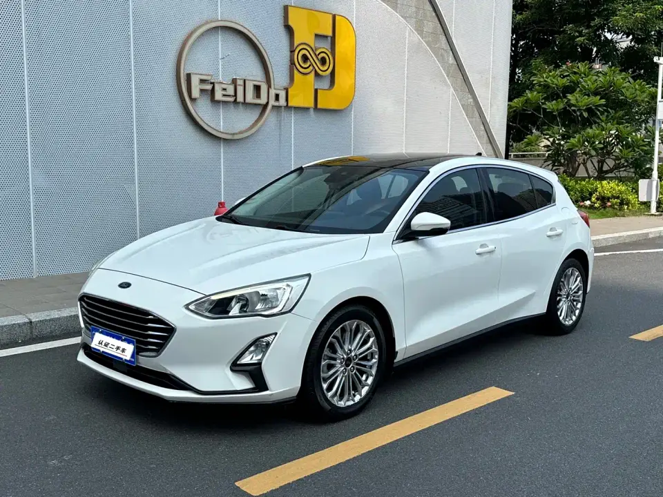 Ford Focus Hatchback EcoBoost 180 Automatic Sharp 2019