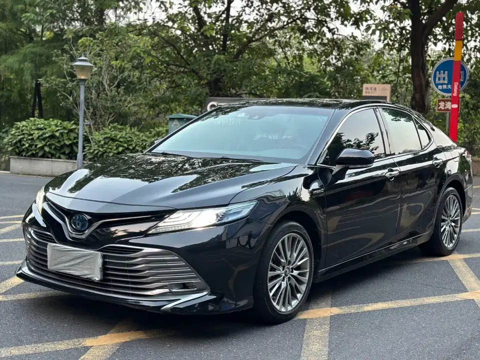 Toyota Camry Hybrid 2.5HG Luxury Edition China V 2020
