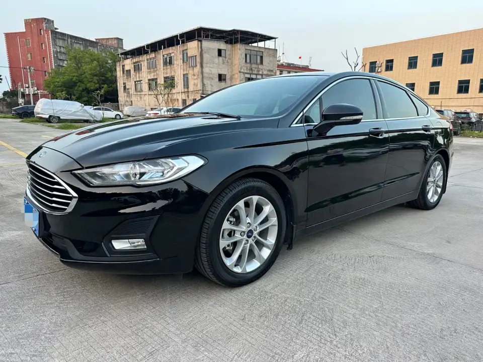 Ford Mondeo EcoBoost 180 Luxury 2021