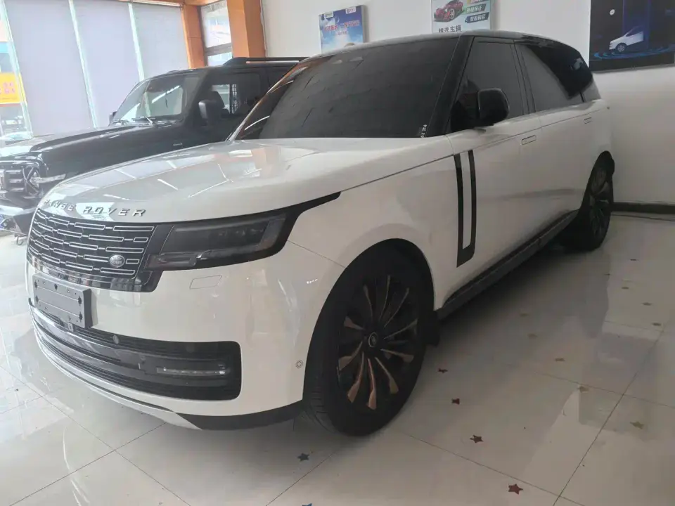 Land Rover Range Rover 3.0 L6 400PS Golden Age 7-Seater Long Wheelbase 2024