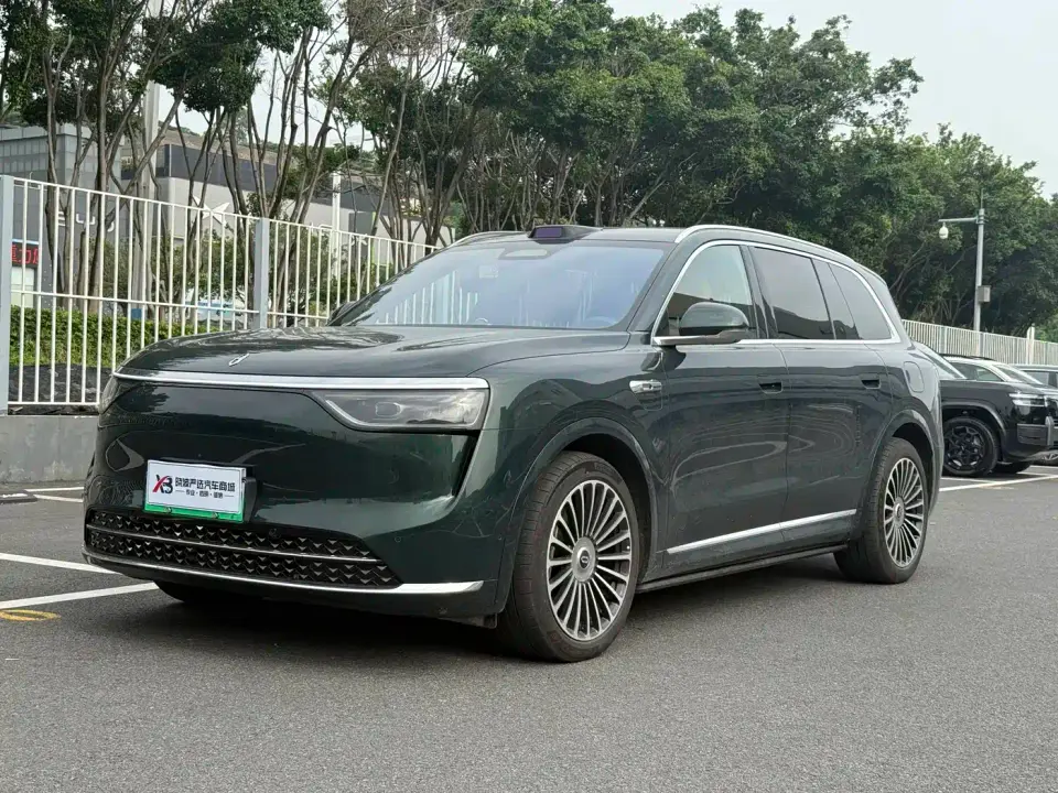 AITO Wenjie AITO M8 Extended Range Ultra 53.4kWh 6-Seater 2025
