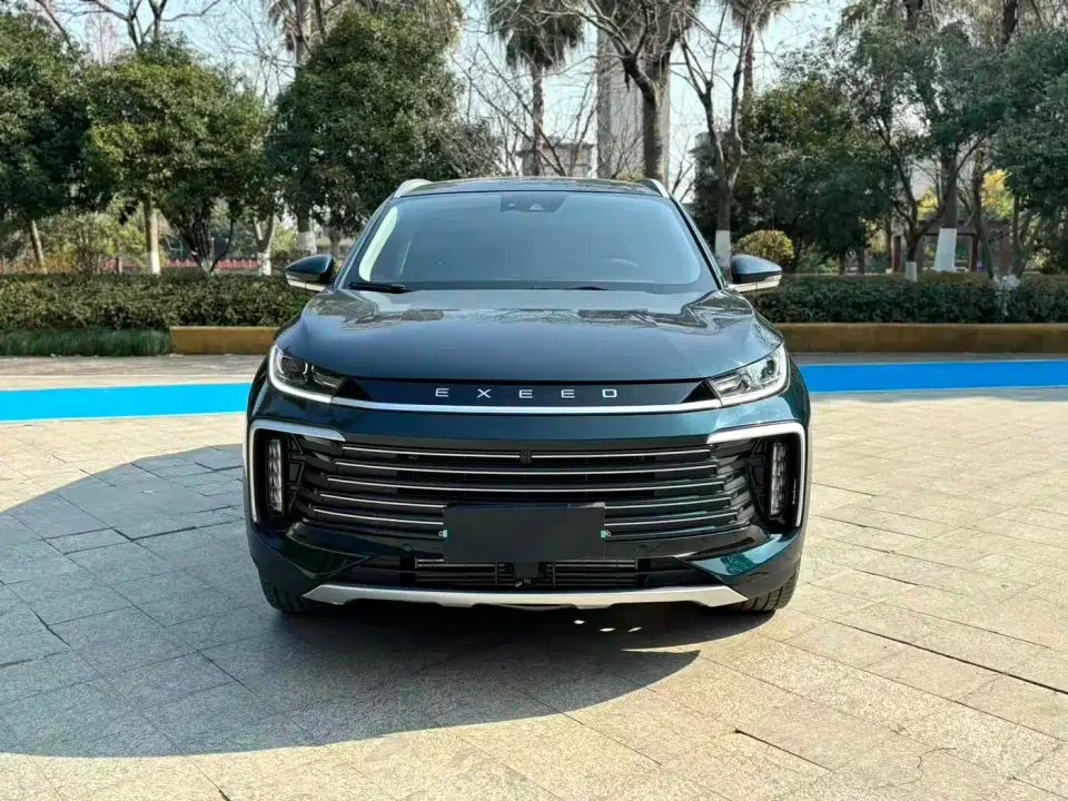 Exeed Lingyun 400T 2WD Starwise Pro Edition 2023
