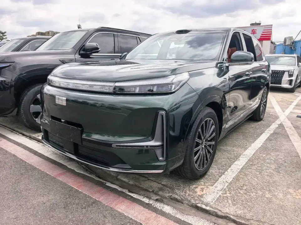 Geely Galaxy Galaxy M9 Base Model 2025