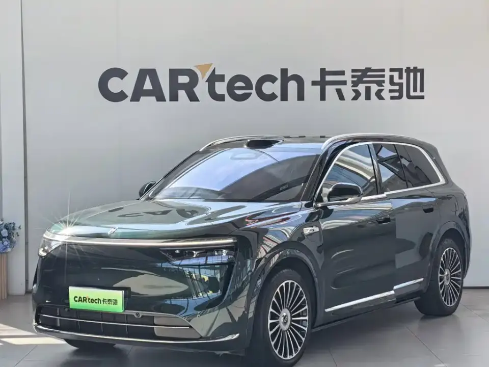 AITO Wenjie AITO M8 Extended Range Ultra 53.4kWh 6-Seater 2025