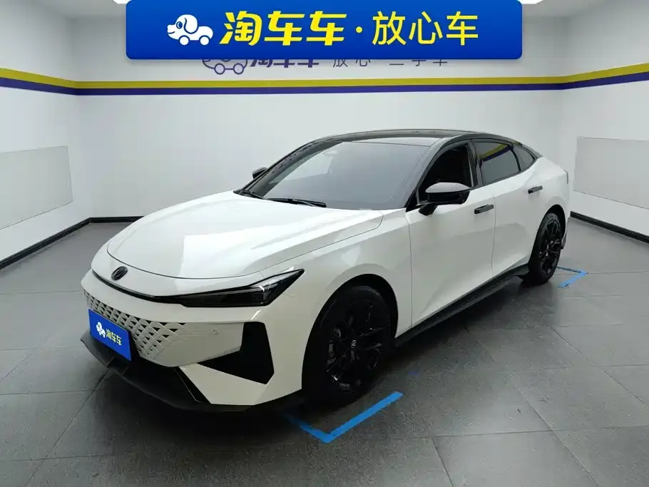 Changan UNI-V 1.5T 500Bar Premium Model 2025
