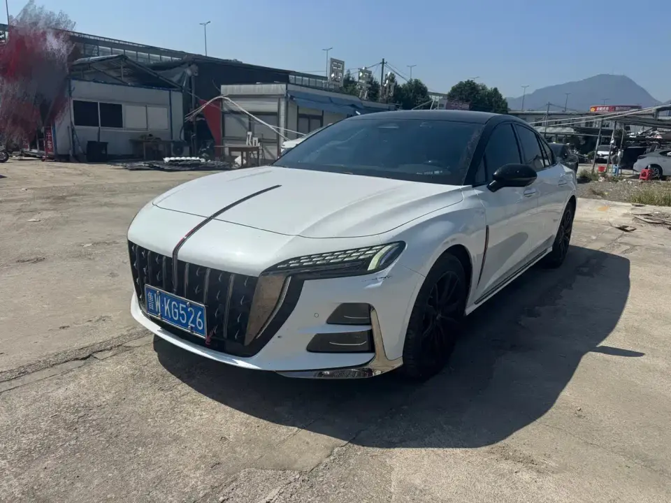 Hongqi H6 Model 2.0T Fashion Edition 2024
