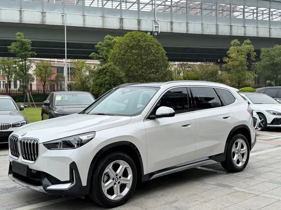 BMW X1 sDrive20Li X Design Package 2023