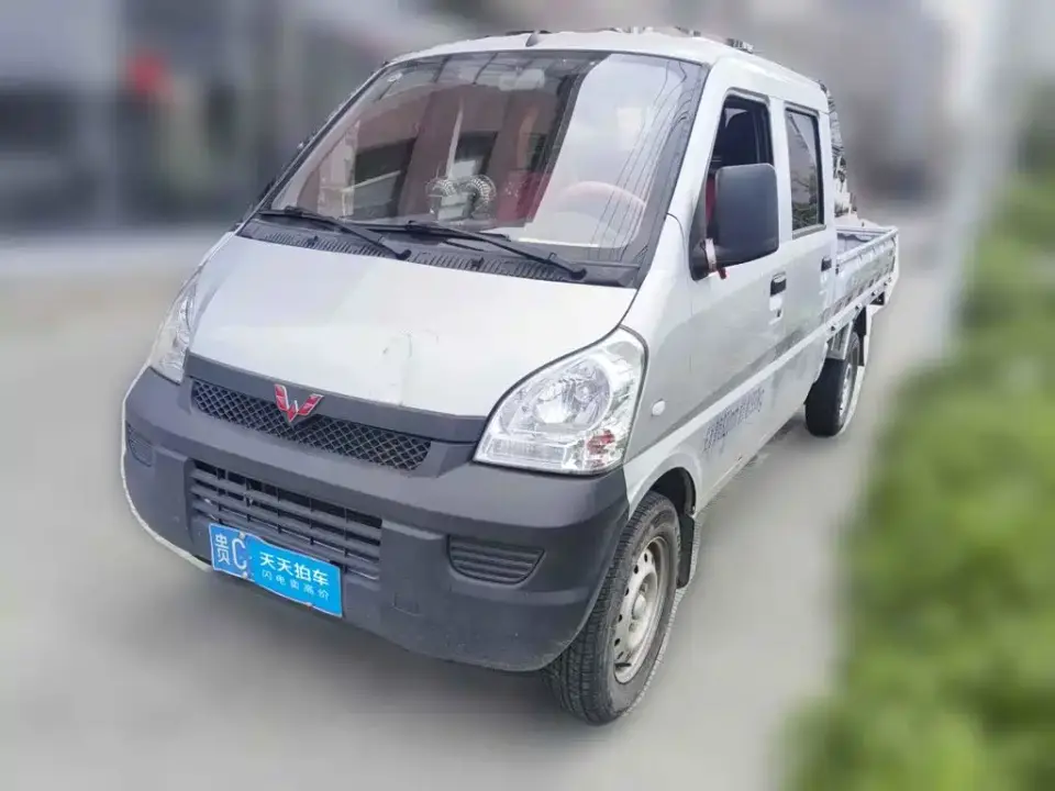 Wuling Motors Wuling Rongguang Mini Truck Model 1.5L Double Row Extended Type LAR 2024