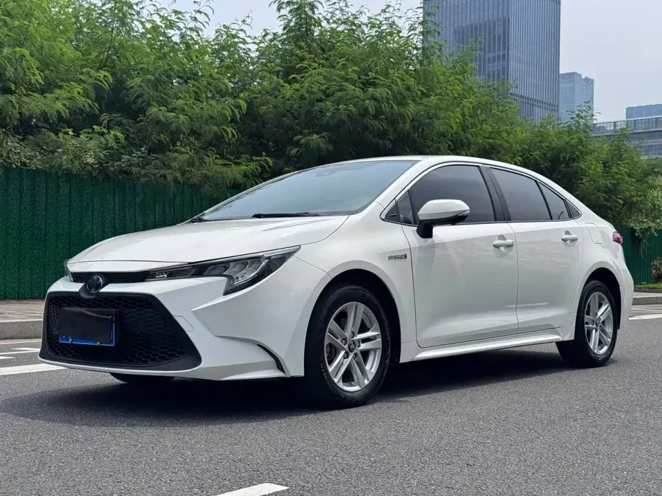 Toyota Levin Dual Engine 1.8H E-CVT Leading Edition 2021