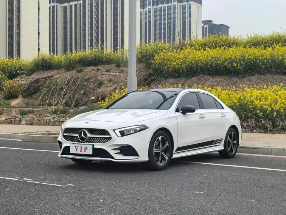 Mercedes-Benz A-Class A 200 L Fashion 2023