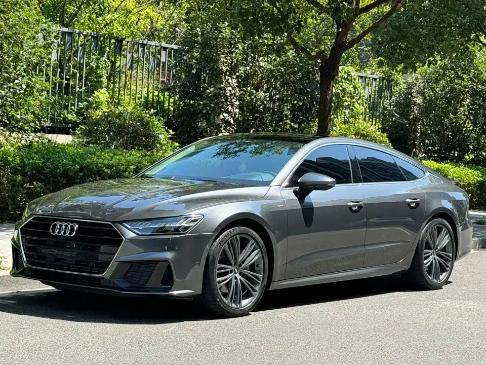 Audi A7 Model 45 TFSI Premium Selection Edition 2024