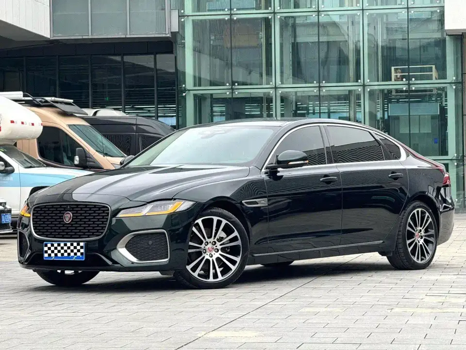 Jaguar XFL 2.0T P250 2WD Premium Luxury 2024