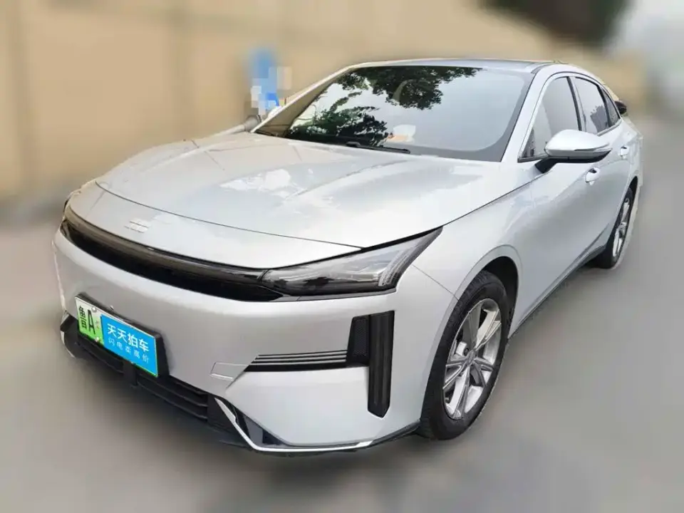 Geely Galaxy Galaxy L6 EM-i 140km Voyage Edition 2025