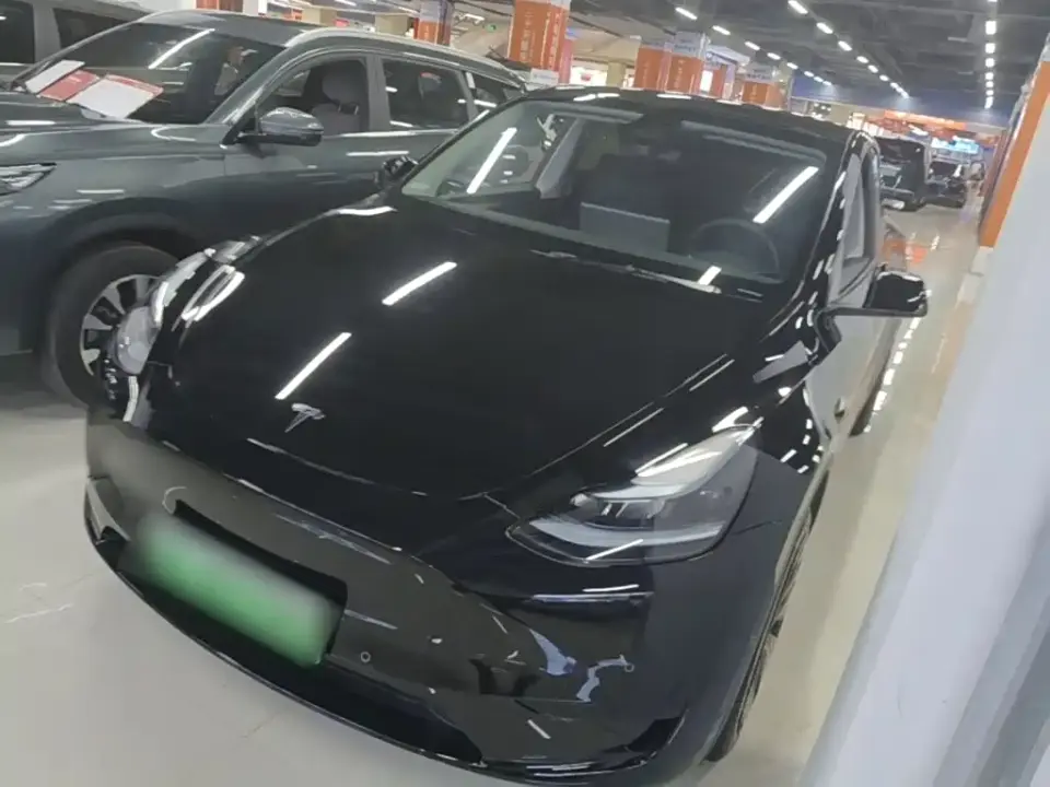 Tesla Model Y Facelift Rear-Wheel Drive Version 2023