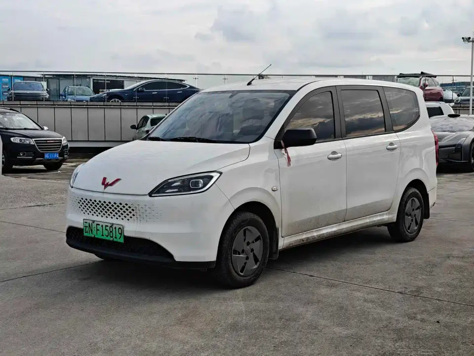Wuling Motors Wuling Hongguang New Energy Extended-Range Hybrid 50KM Comfort Version 2025