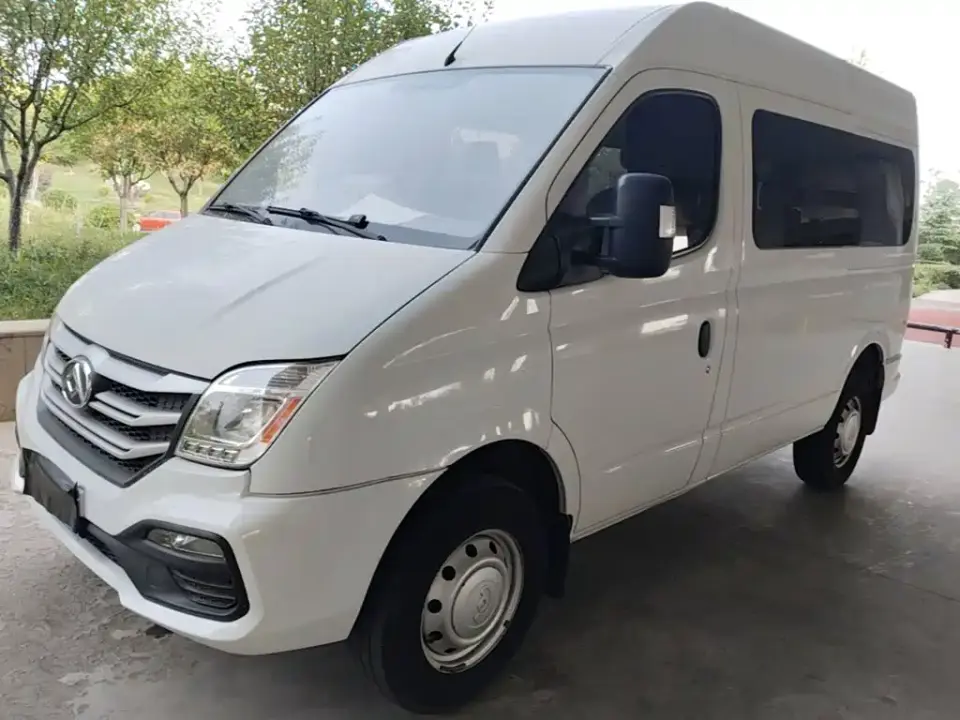 SAIC Maxus Xintu V80 2.5T 6MT Aoyun Short Wheelbase Medium Roof 5-6-seater 2019