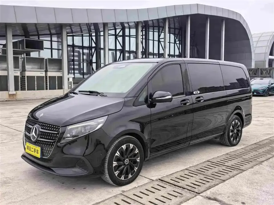 Mercedes-Benz V-Class V 300 Pilot Edition 2025