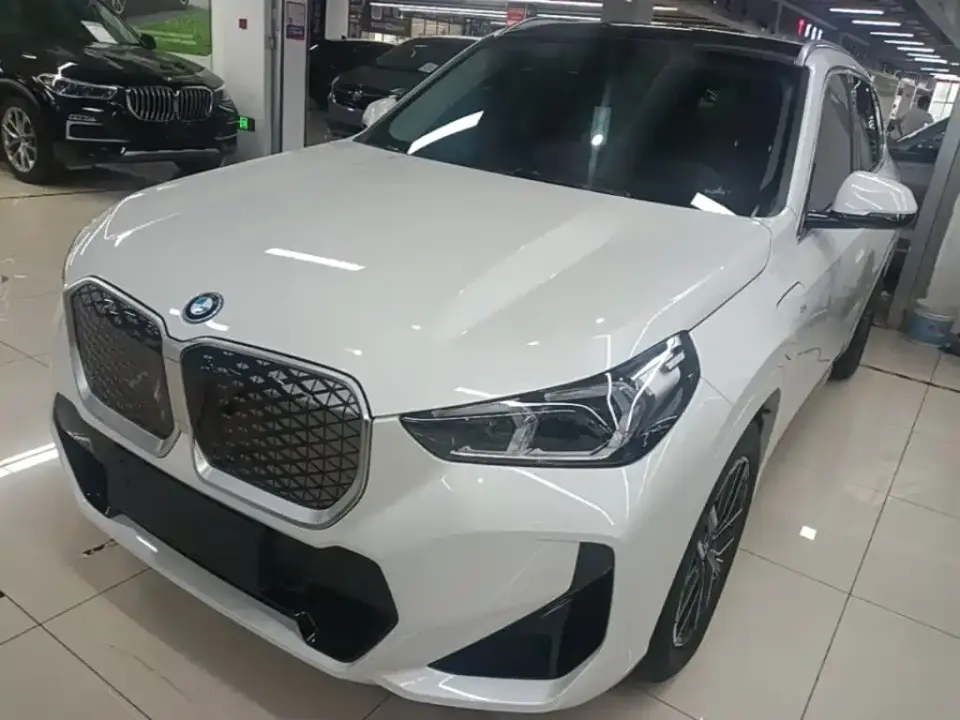 BMW iX1 eDrive25L M Sport Package 2024