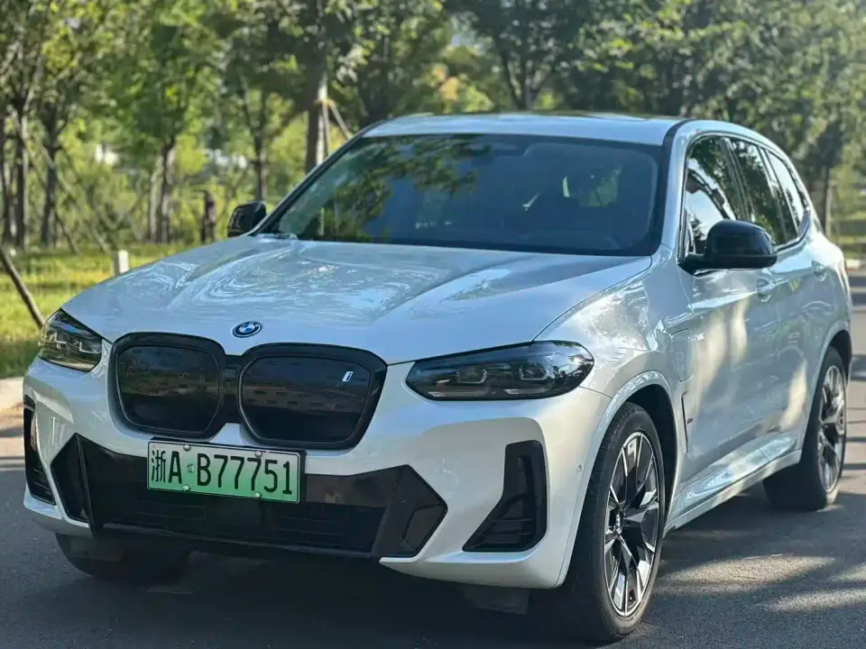 BMW iX3 Innovation Leader 2023