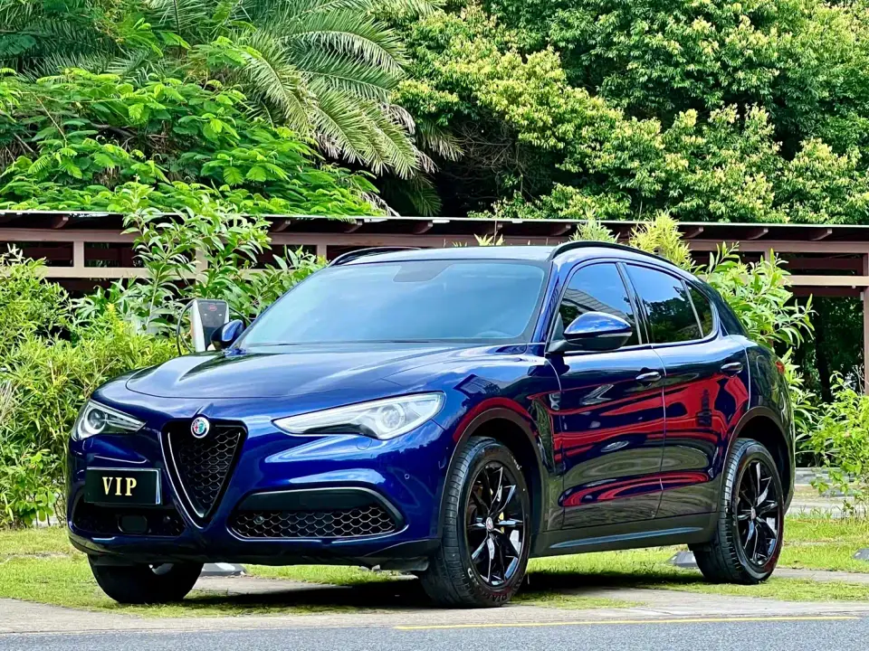 Alfa Romeo Stelvio 2.0T 280HP Luxury 2020