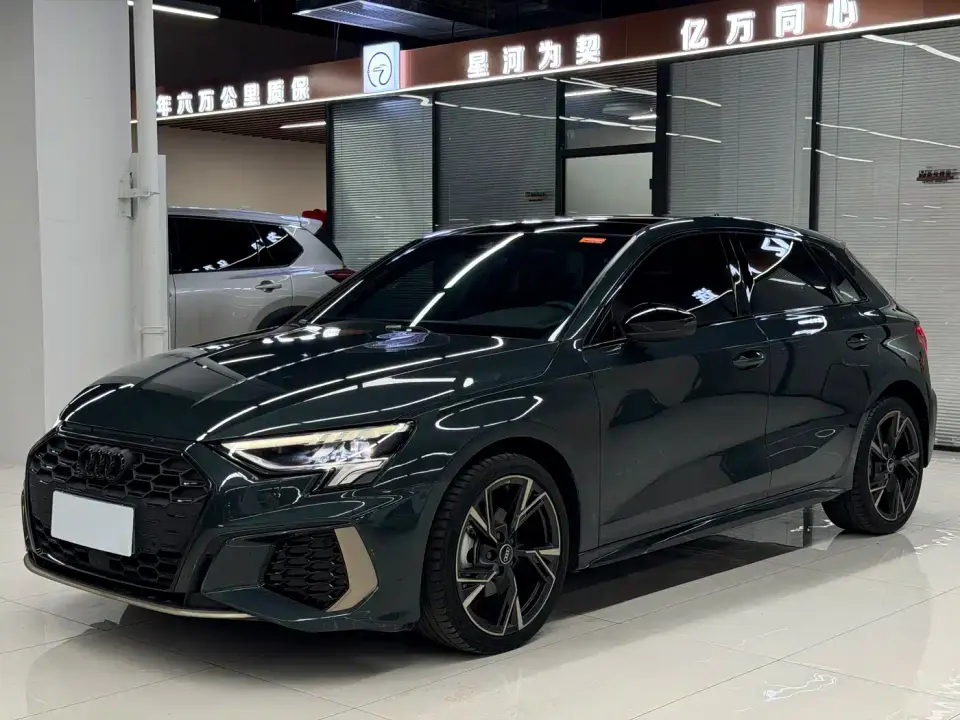 Audi A3 Model Sportback 35 TFSI RS Edition 2023
