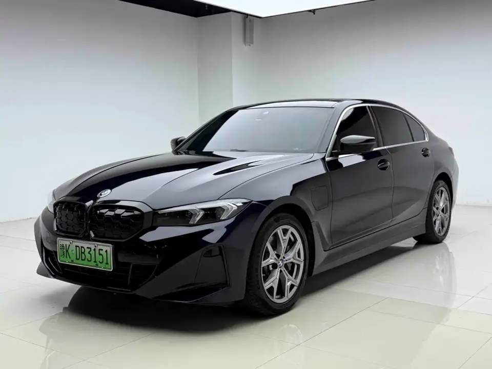 BMW i3 eDrive 35 L 2023