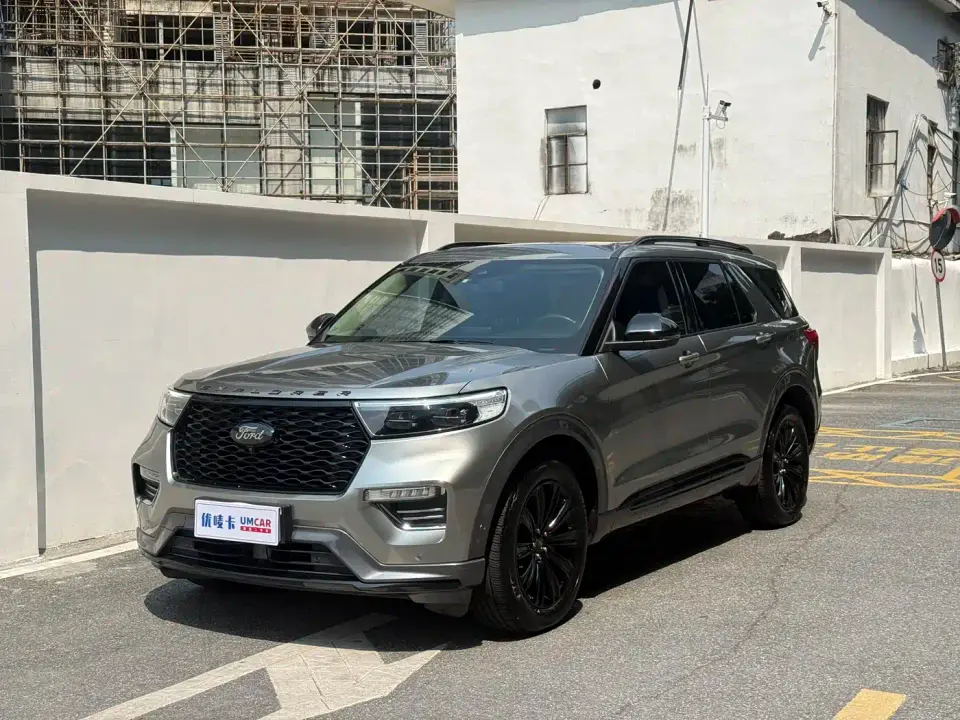 Ford Explorer EcoBoost 285 AWD Titanium Edition 7-Seater 2020
