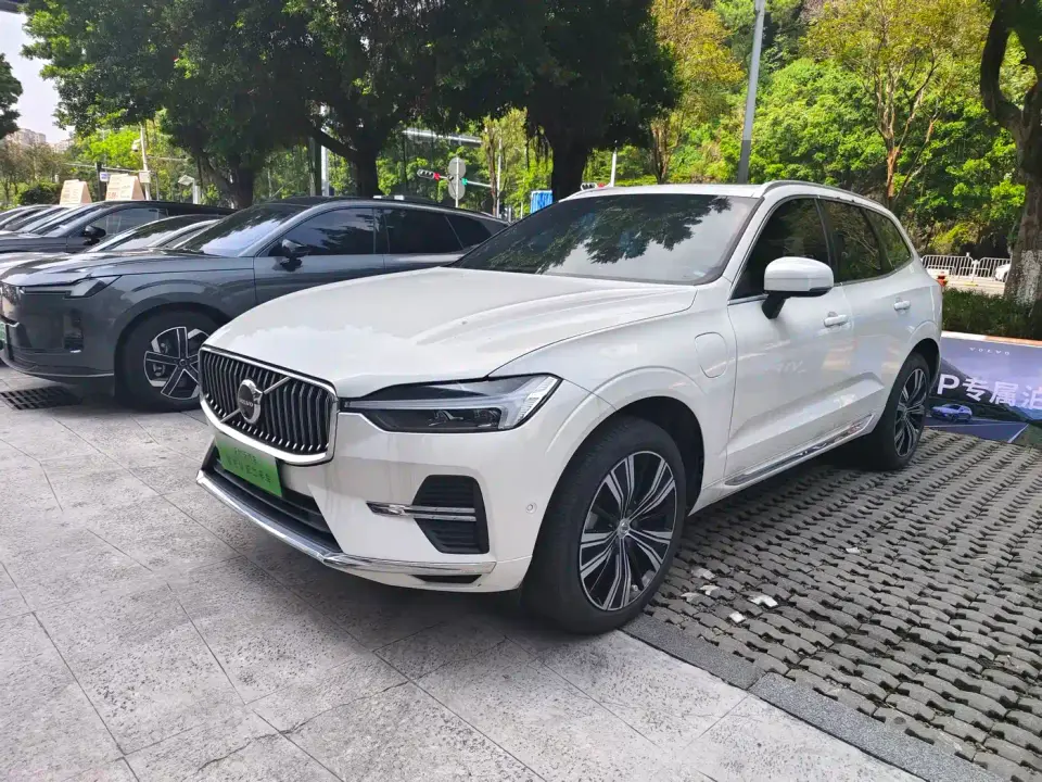 Volvo XC60 Plug-in Hybrid T8 PHEV AWD Inscription Luxury 2021