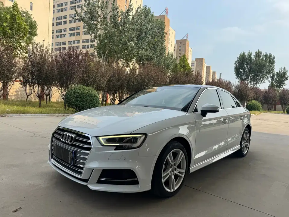 Audi A3 Limousine 35 TFSI Fashion China VI 2021